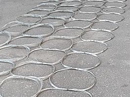 0.4-0.9mm Антитанковый барьер проволока сетка танковые рельсы раны стальной проволоки ограждения 0